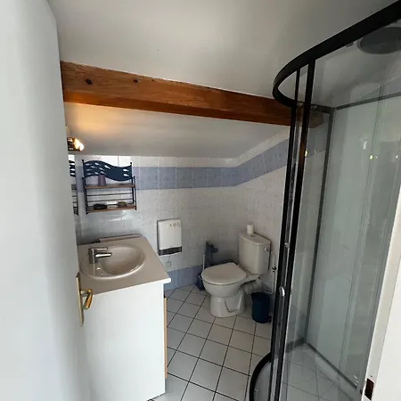 Le Ruisseau Apartment *