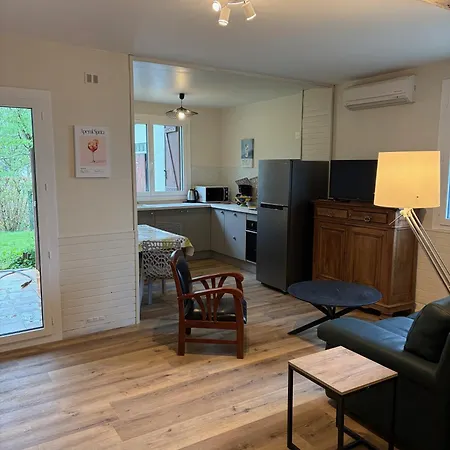 Le Ruisseau Apartment *